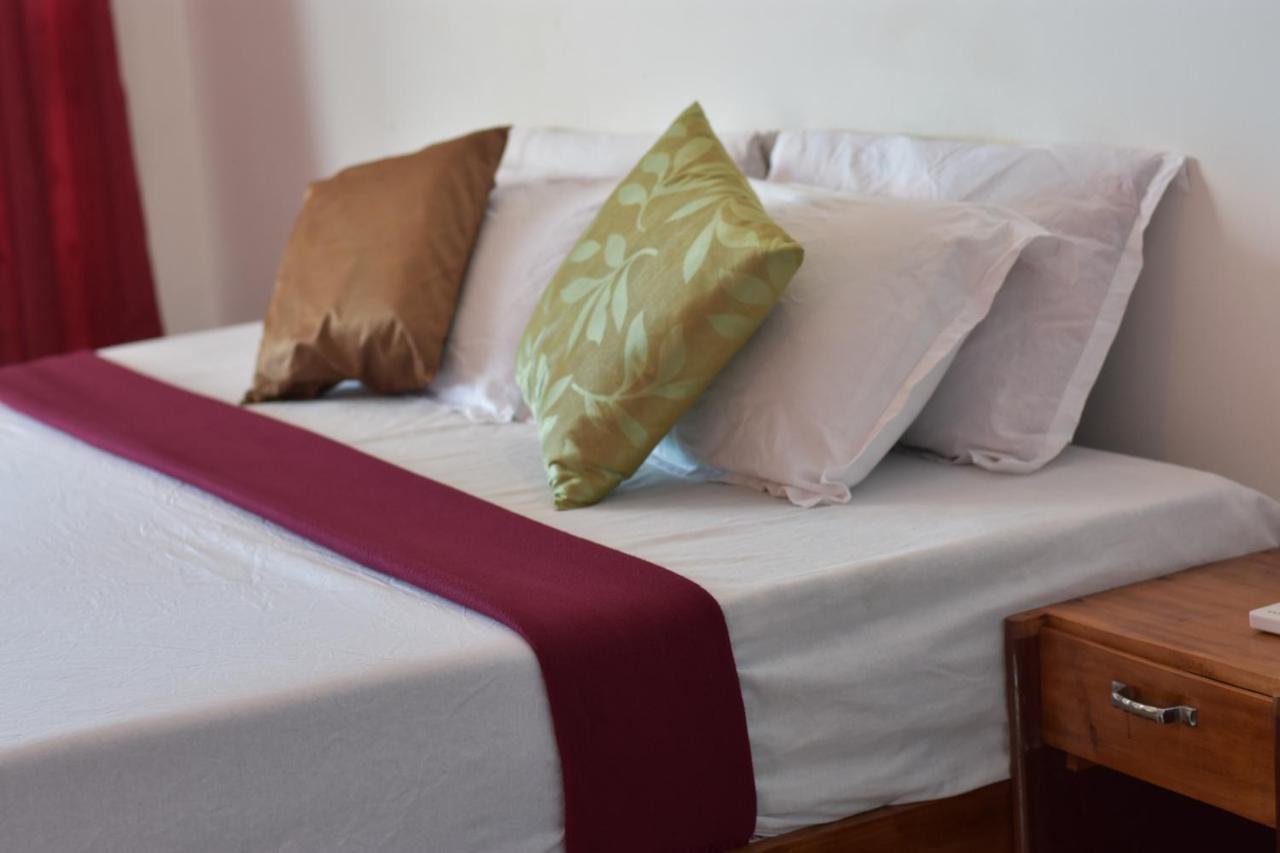 Packbag Beach Hotel Kovalam Exterior photo